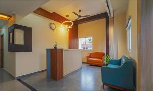 Itsy Hotels Avani Stays, Vyttila, Kochi