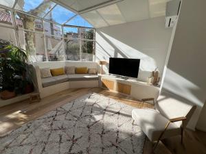 Bord de mer, magnifique appartement de 150m2 avec jardin