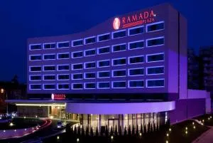 Ramada Plaza Craiova - Craiova