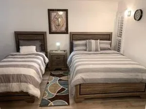 Full Kitchen , Dream bathroom will be a memory:) - سانت كلود