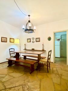 Frente a la mansa CON SEÑA l LUZ GAS AGUA LIMPIEZA APARTE