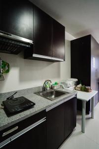 8C Studio Unit with Free Wifi Pool and Gym