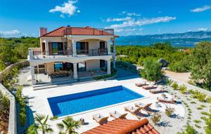 Lovely Home In Zestilac With Sauna - 5hvězdičkové hotely ve městě Gostinjac