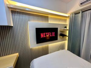 City Nest Makati with Rooftop pool and Free Netflix