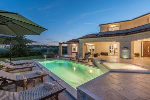 Activity villa Melli with pool in Vizinada