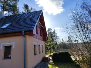 Resort Koloděje - oranžový dům