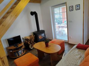 Resort Koloděje - oranžový dům