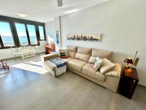 GATU Arena " Preferente mayores de 21 años y familias "