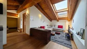 Hostdomus - White Loft - 圣西卡里奥