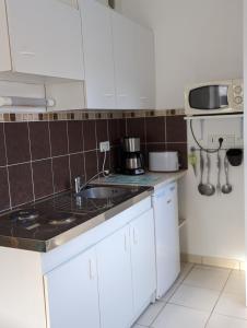 Face à la mer et au sentier de randonnée- Bretagne