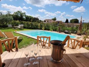 Villa Piscine Uzes à pied 6 personnes Farandole