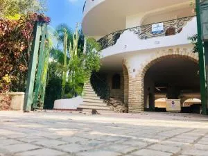 Villa GAUDÌ - Torre Squillace