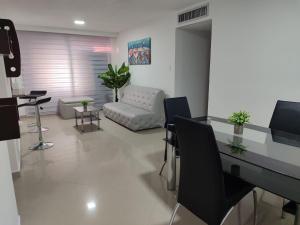 APARTAMENTO VACACIONAL - ISLA DE MARGARITA - Th