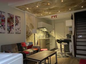 B&B / Chambres d'hotes A HOME LOVE-SPA, le plus luxueux parmi nos 2 etablissements : photos des chambres