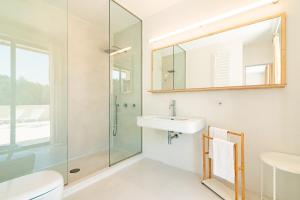 Chambre Lit King-Size avec Balcon