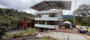 Mindoxtrem Birds - Mindo