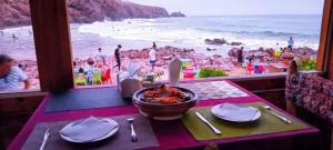 Titanic House by ahmed