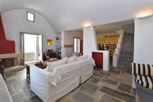 Aesthesis Villa - Naousa- 6pl - Amazing View