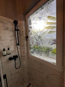 Terrace View Downtown Studio