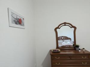 Holiday House 2