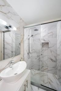 Aphrodites Luxury Pearls 2