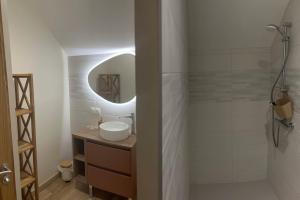 Appartements Gite 5 personnes le bas du bois : photos des chambres