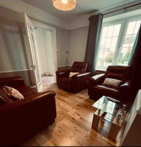 Beautiful House In Town