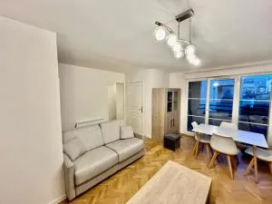 Le Sept avec parking, transfert - Brou-sur-Chantereine