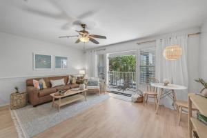 Grand Caribbean 310 Destin-ys Child