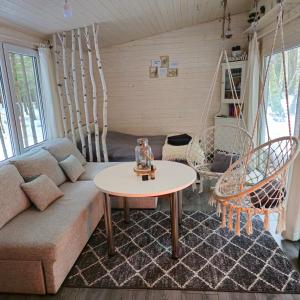 Miško sielos namelis su pirtele