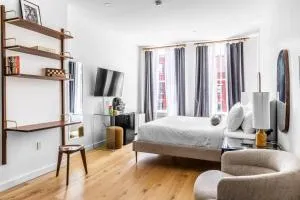 The Phenix Historic Hotel, King Bed, Room # 302 - 格林维尔