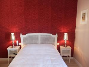 Hotels Auberge Du Grand Dauphin : Chambre Simple Supérieure - Non remboursable