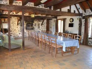 Fermette rénovée proche 24H du Mans, 4 ch., grand terrain, idéal familles et animaux acceptés - FR-1-410-133 - 阿纳齐