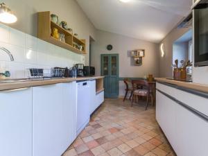Maisons de vacances Gite Joue-sur-Erdre, 6 pieces, 10 personnes - FR-1-306-868 : photos des chambres