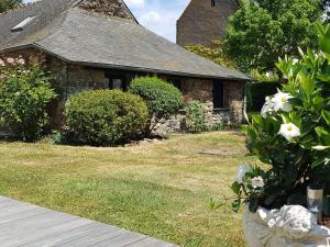 Havre de paix avec piscine chauffée, jardin arboré et activités pour tous - FR-1-306-1142