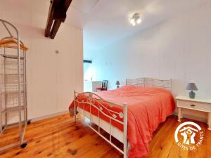 Maisons de vacances Gite Renaze, 4 pieces, 8 personnes - FR-1-600-52 : photos des chambres