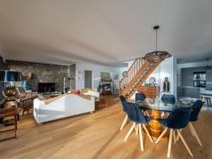 Arcachon - Aiguillon - T5 Charmant avec Terrasse, Parking Sécurisé et WiFi - FR-1-319-404