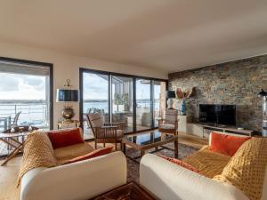 Arcachon - Aiguillon - T5 Charmant avec Terrasse, Parking Sécurisé et WiFi - FR-1-319-404