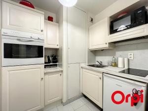 Appartement Central proche Plages avec Piscine, Sauna, Parking et Climatisation - FR-1-647-23