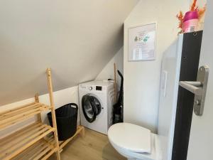 Appartements Duplex lumineux a St-Brevin, proche plage et commerces, parking ferme, 2/3 pers - FR-1-364-151 : photos des chambres