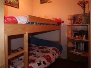 Studio skis aux pieds, balcon, 6 couchages, parking privé, casier à ski, proche centre station - FR-1-322-601