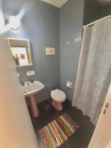 Ambiente cómodo y luminoso con balcón- Zona céntrica