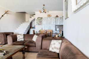 Irinis house afandou