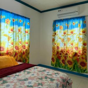 Joy o hoy beachfront house