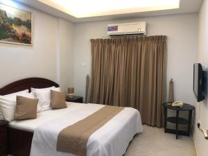 Everest Hotel Apartments