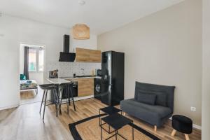 Appartements Charmant Appart Spacieux Renove 4 Pers : photos des chambres