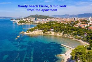 2-bdr apt with shared garden 3 min walk to beach