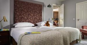 The Studio @ Brook Lane room in Brook Lane Hotel
