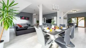 Apartamenty Kora Cieplice - Еленя-Гура