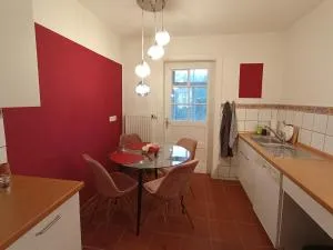 Erdgeschoss - Elisabeth von Berg - Wohnen auf Zeit - روتويل